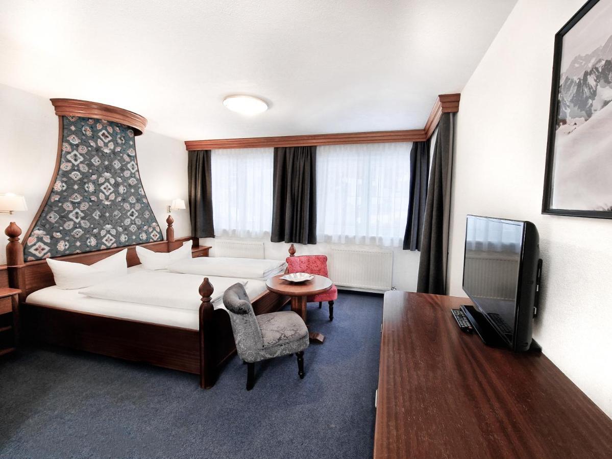 Hotel Laerchenhof Kaunertal Bagian luar foto