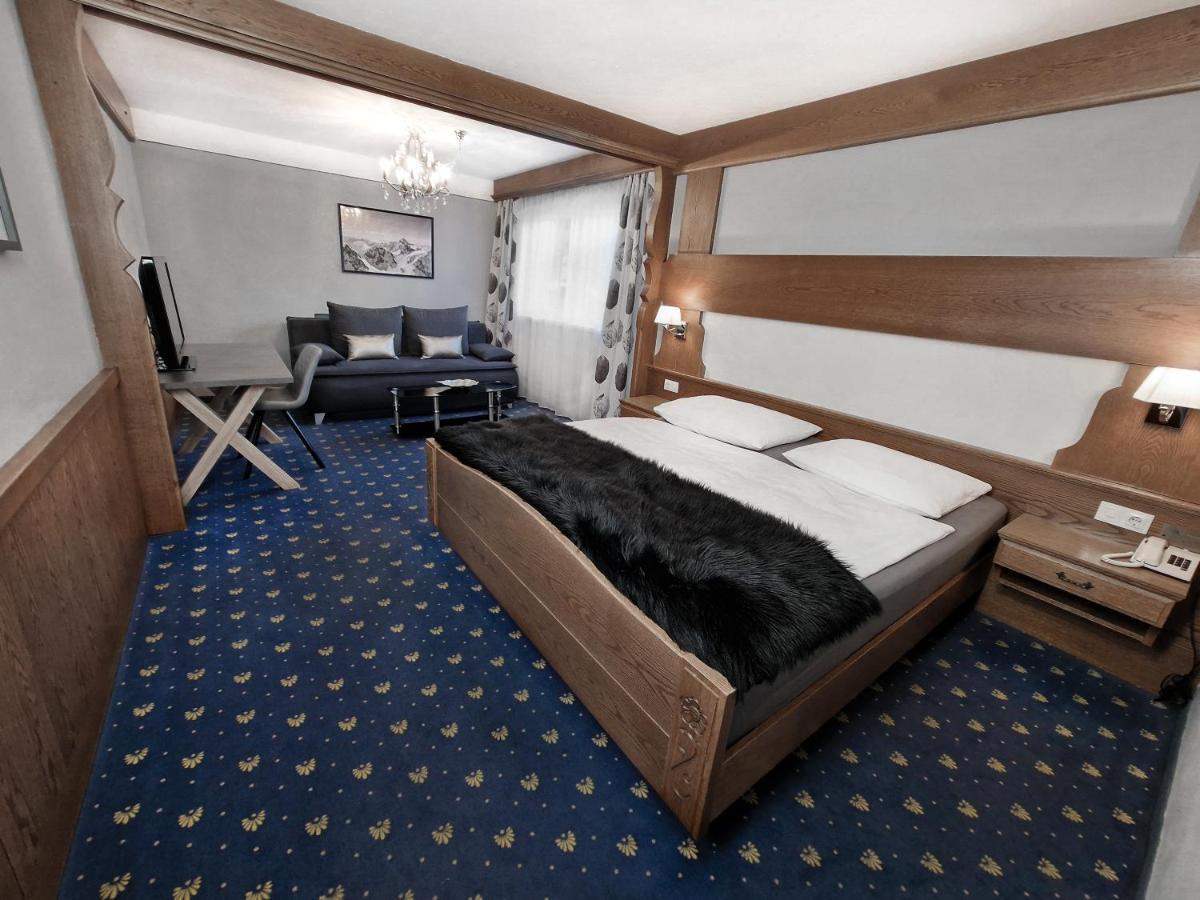 Hotel Laerchenhof Kaunertal Bagian luar foto
