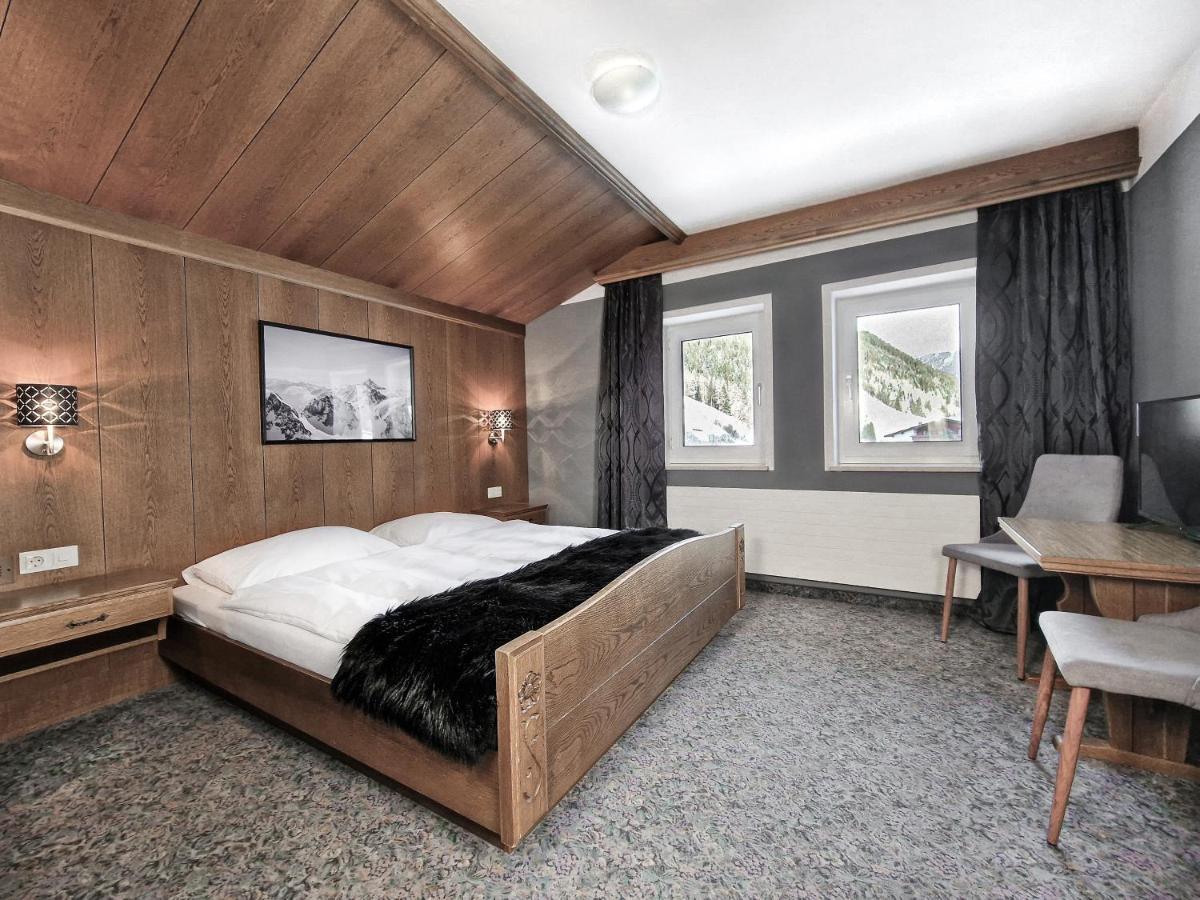 Hotel Laerchenhof Kaunertal Bagian luar foto