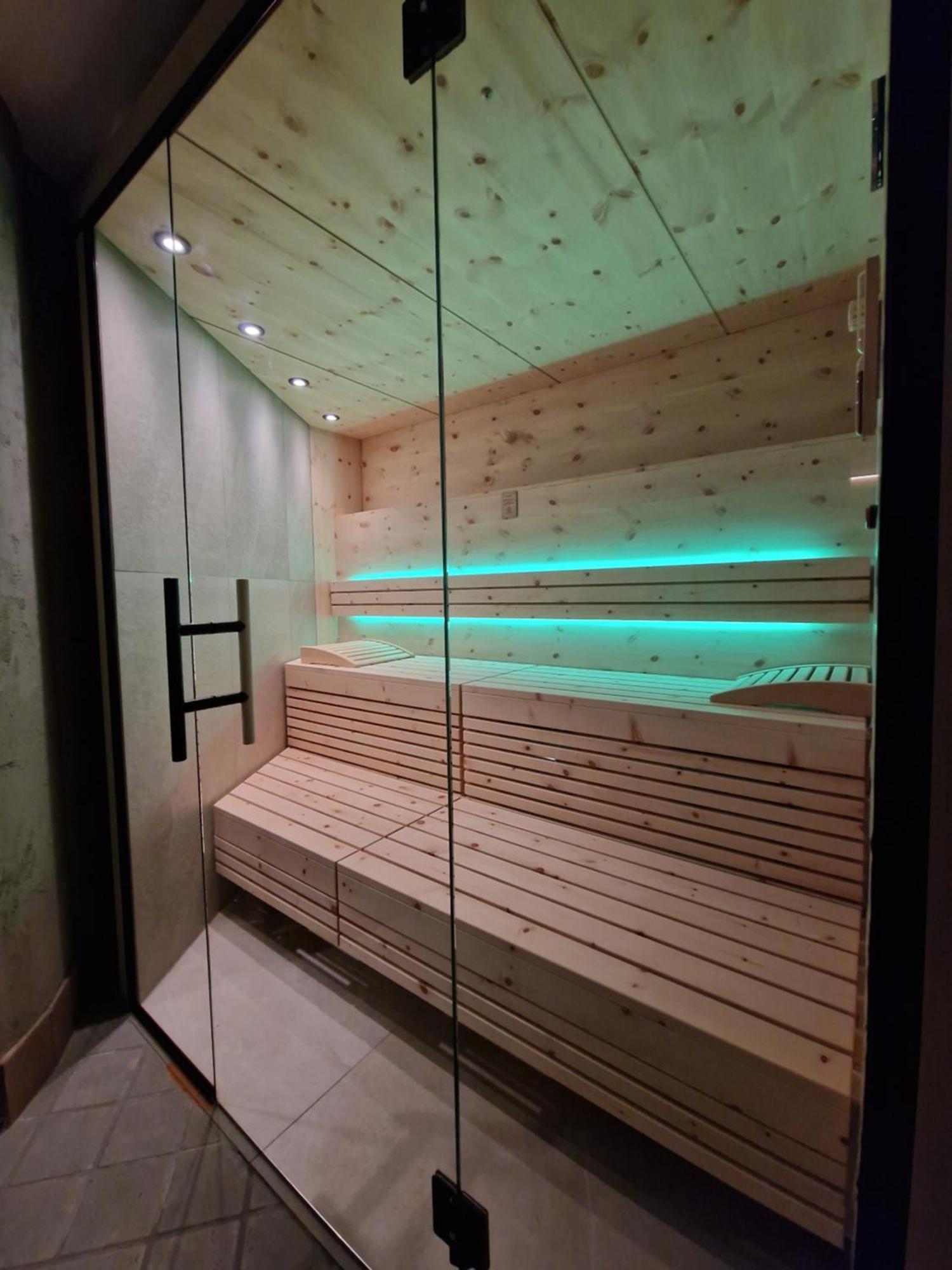 Hotel Laerchenhof Kaunertal Bagian luar foto