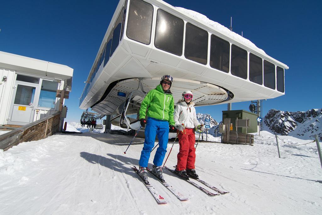 Hotel Laerchenhof Kaunertal Bagian luar foto