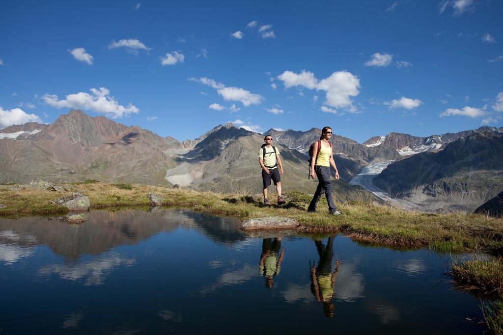Hotel Laerchenhof Kaunertal Bagian luar foto